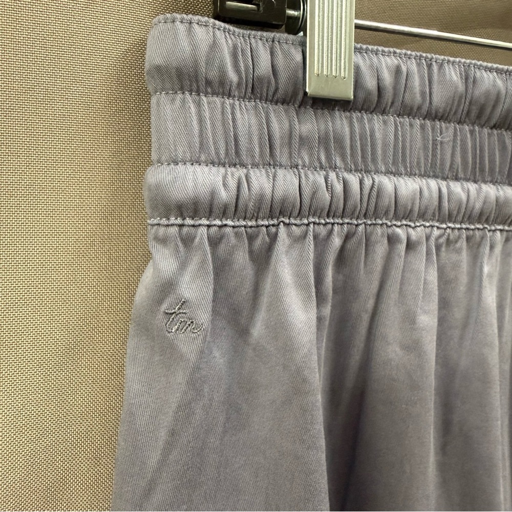 Travis Mathew Size medium Charcoal Joggers - Picture 8 of 8